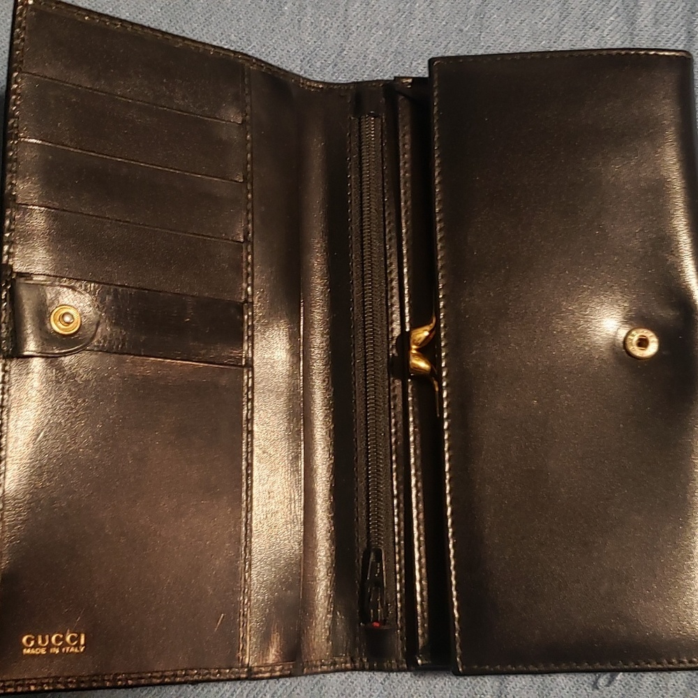AUTHENTIC Gucci wallet - Picture 4 of 6
